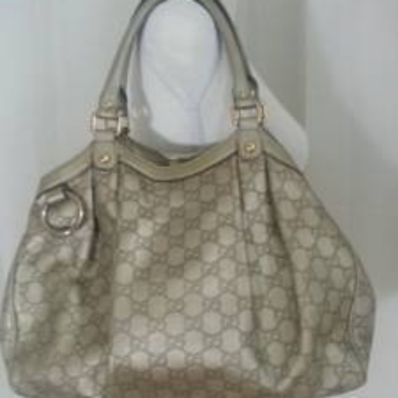 Gucci Handbags - Gucci Sukey Medium Gold Leather